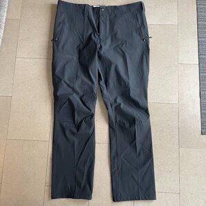 MEC Mountain Equipment Black Mens Pants-Size 38 x 32